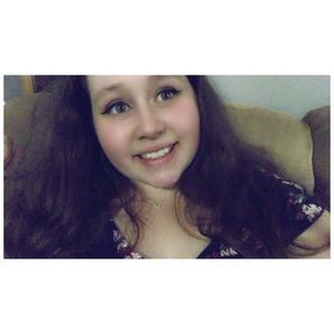 Meet your Posher, Mackenzie